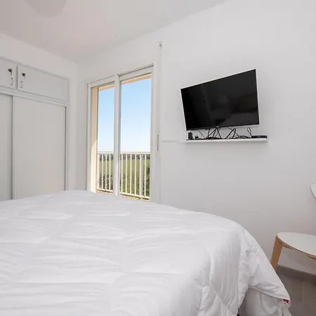 Le Lavandou, T3 Climatise 4 Pers, Proximite Plage, Parking - Fr-1-803-59 شقة *